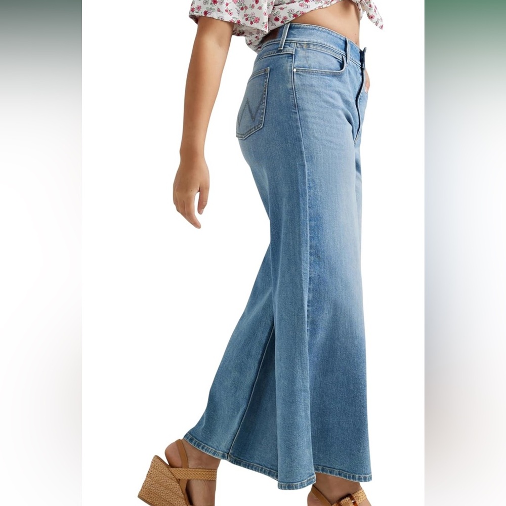 Wrangler Womens High Rise Wide Leg A-line Crop Jean - Picture 3 of 7